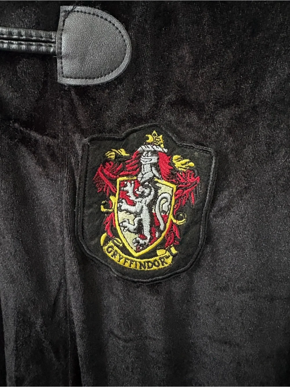 Harry Potter Black Velvet Gryffindor Hooded Kids Robe Size 10/12